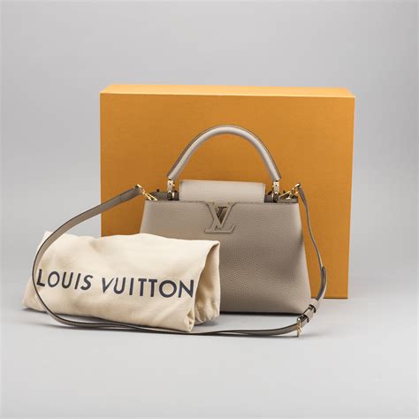 lv capucine pm size|louis vuitton capucines.